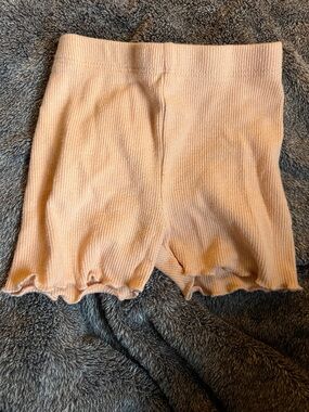 Garanimals Peach Ribbed Ruffle-Hem Shorts